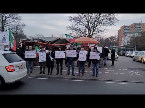 فرانکفورت- تظاهرات ایرانیان آزاده و هواداران مجاهدین در اعتراض به اعدام مجیدرضا رهنورد-۲۱آذر