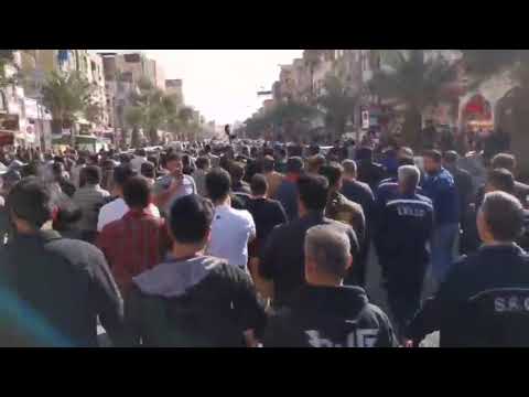 اهواز - تظاهرات گسترده کارگران گروه ملی فولاد - ۸بهمن ۱۴۰۲