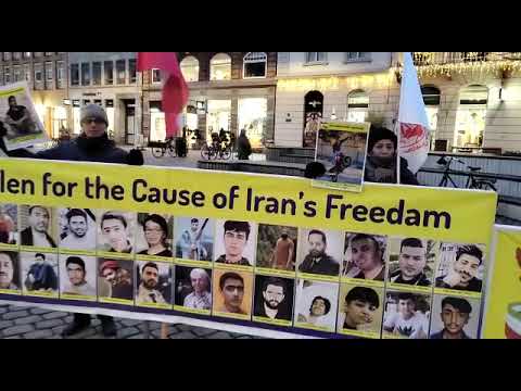 آرهوس - تظاهرات ایرانیان آزاده و هواداران مجاهدین در اعتراض به اعدام مجیدرضا رهنورد-۲۱آذر