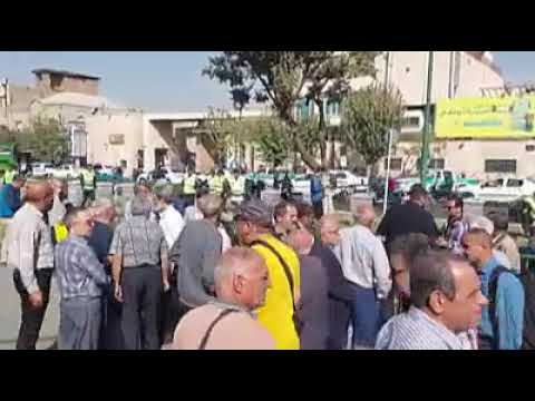 الأحد، 26 أكتوبر 2025- وقفة احتجاجية لمتقاعدي التعدين والصلب