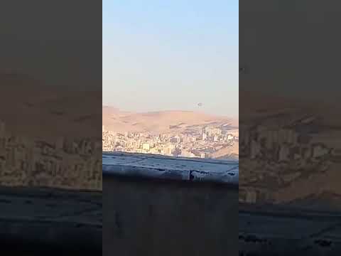 مهاباد گشت‌زنی هلیکوپترهای رژیم برای سرکوب مردم این شهر ۲۹آبان