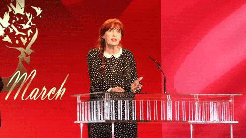 سويم آربانا رئيسة جمعية الدفاع عن النساء الألبانيات