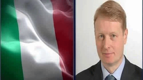 عضو هيئة الإدارة لمجلس الشيوخ الايطالي السيناتور «لوتشومالان»