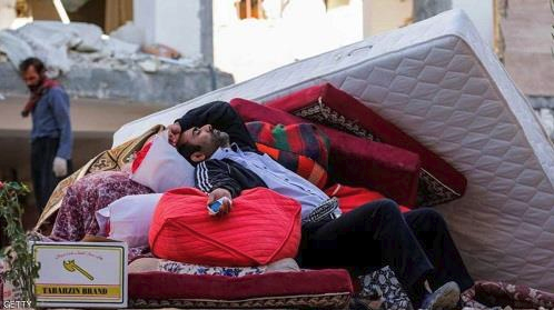 المنكوبين بالزلزال