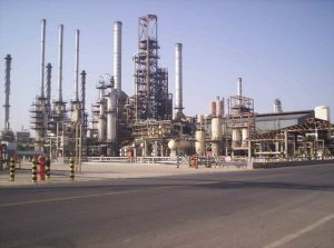 دعوة جميع العاملين وعمال النفط لدعم العمال والعاملين المضربين في مصافي النفط والمنشآت النفطية