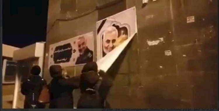 حین یوصف نظام الملالي حرسي النهب والفساد بالفاتح العظيم