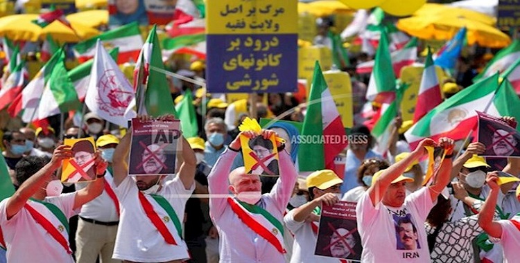 خلال المؤتمر السنوي العام لايران حرة