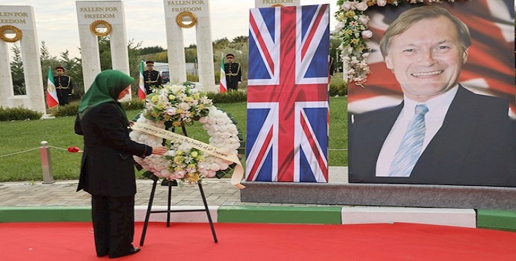 السیدة مریم رجوي في مراسیم تأبین لدیفید أمیس في أشرف الثالث