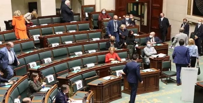 رسالة اعتراض مشتركة لنقابة المحامين ومعهد بروكسل لحقوق الإنسان بشأن المعاهدة بين بلجيكا والنظام الإيراني