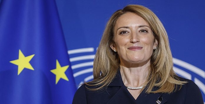 خلال کلمة لها في الجلسة العامة للبرلمان،رئيسة البرلمان الأوروبي: الشعب الإيراني یستحق دعم الاتحاد الاروبي