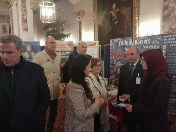 اقامها انصار مجاهدي خلق- معرض صور و تكريم شهداء الثورة الديمقراطية الإيرانية في لندن وبرلمان لوكسمبورغ وروما