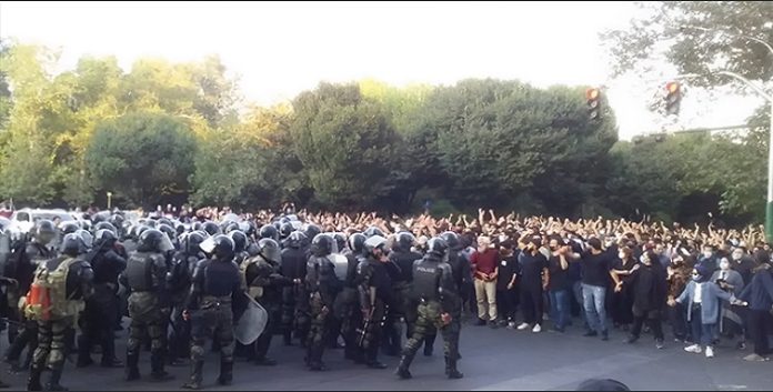 عن المحاسبة الدولية للنظام الايراني على قمع الانتفاضة