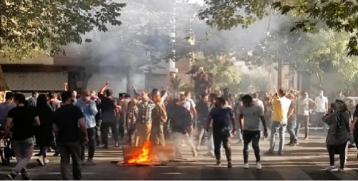 الكشف عن طبيعة القوى في المشهد السياسي الإيراني