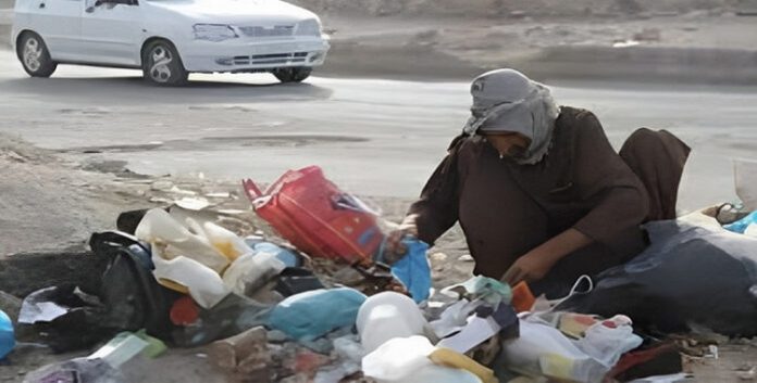 جولات خارجية للتغطية على المشاکل الداخلية