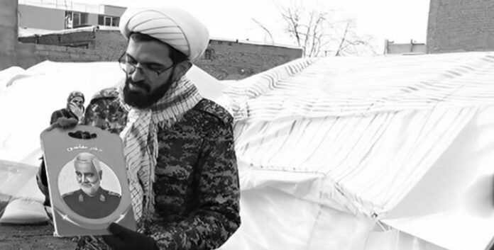 هجوم بسلاح أبيض على أحد الملالي في طهران