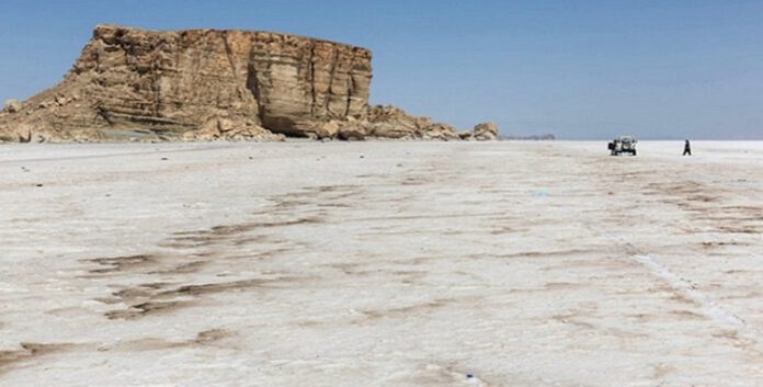 كانت تُعرف سابقًا باسم العين النيلية لإيران، التجفيف المتعمد لبحيرة أورميه الإيرانية سيؤدي إلى انفجار بيئي