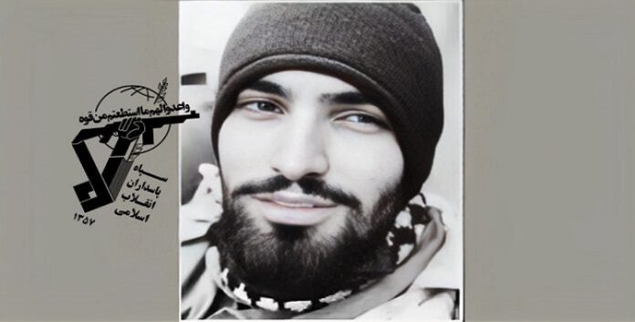 أحد اعضاء قوات الحرس القمعي للنظام یلقي حتفه على يد شبان مسلحين في جالدران