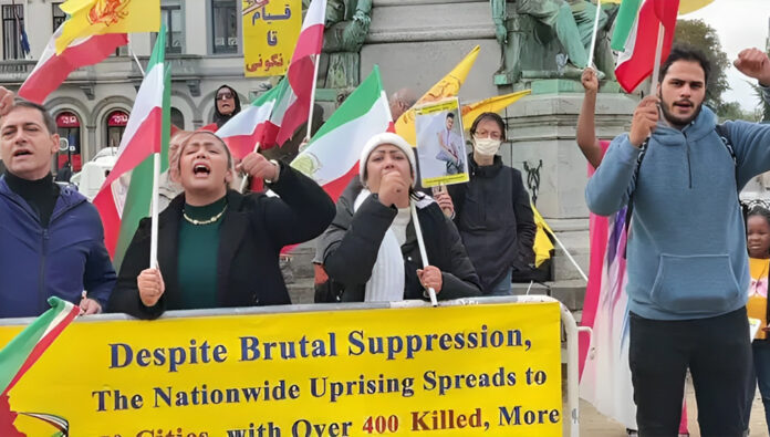 في تقریر حول المظاهرات الإيرانية في بروكسل، ئی‌یو ریبورتراکدت مريم رجوي علی إن كل المؤشرات تشير إلى نهاية نظام الملالي في إيران