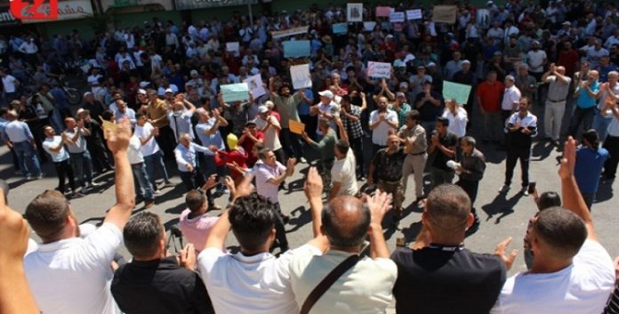 مطالبون باسقاط نظام بشار الأسد، استمرار مظاهرات اهالی السویداء لليوم الـ 21 على التوالي