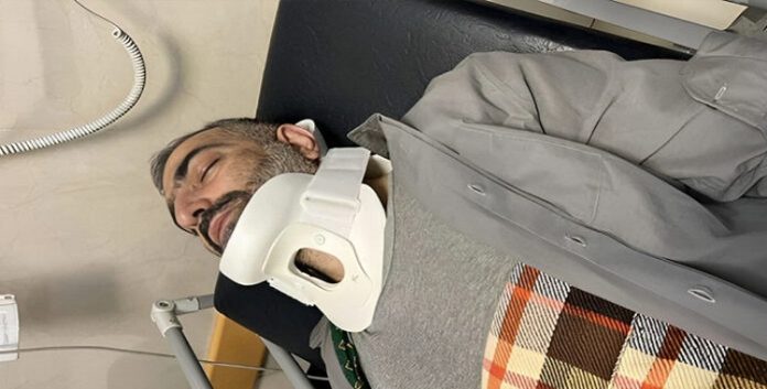 ایران.. تصاعد حقد وكراهيت المواطنین تجاه الملالي، شباب ساخطون يهجمون على ملا عميل للحكومة في مدينة تبريز