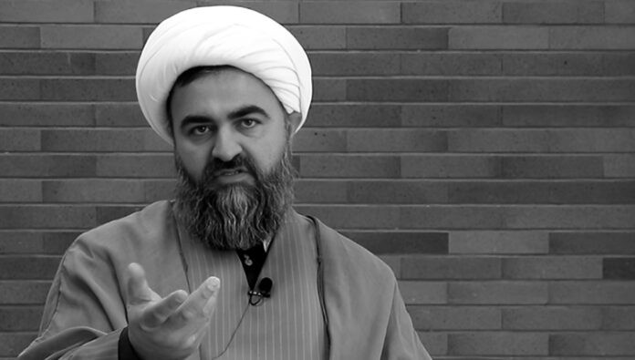 منذ تأسيس الجمهورية الإسلامية، لم يعش الشعب يومًا سعيدًا