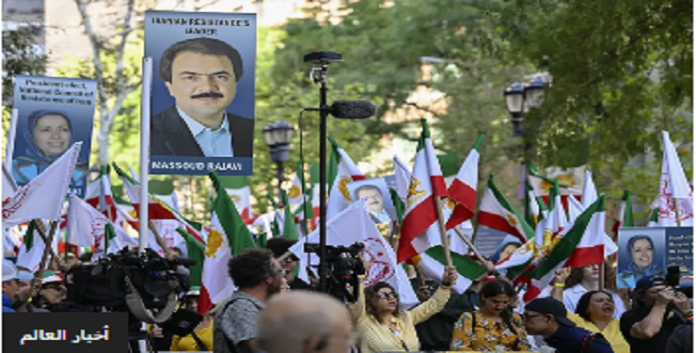 تقریر تلفزيون برلين حول مظاهرات ومسيرات الإيرانيین في ذكرى الثورة المناهضة للملكية في ایران