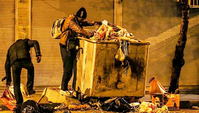 ایران.. وزیرسابق: أكثر من نصف الأسر في البلاد غير قادرة على توفير الغذاء الكافي والمناسب لأطفالها 