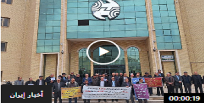 احتجاجاً علی الأزمة الاقتصادية المتفاقمة المظاهرات تتصاعد في جميع أنحاء إيران