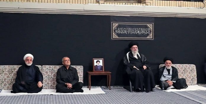 خامنئي لم یفوت الفرصة في مراسم تنصیب بزشکیان لتحذیر جلاوزه من الصراع والتکالب