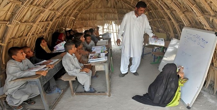 ایران.. التحديات الجسيمة و الواقع المرير التي يواجهها الخريجون و أزمة في النظام التعليمي