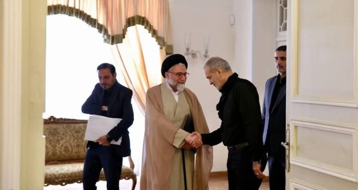 دعماً بالتزامه الأهداف الأصولية للنظام، بزشكيان يعزز تحالفه مع الحرس ووزارة المخابرات