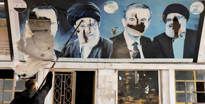 مقال في صحیفة تلغراف: تأثير الدومينو علی ملالي إيران وتحولات السياسة الغربية