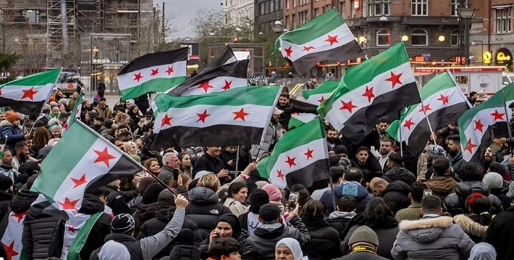 برلمان النظام الإيراني يعبر عن قلقه إزاء سقوط بشار الأسد