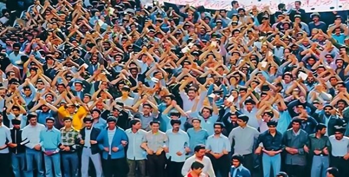 شعب إيران ضد الديكتاتورية!