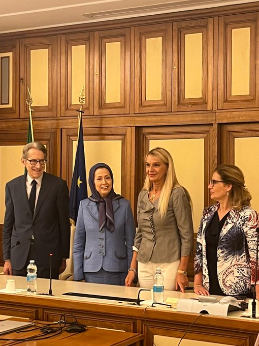 موقع روفر ميستا -مريم رجوي في البرلمان الإيطالي: انتهى زمن الغموض وحان وقت إسقاط النظام