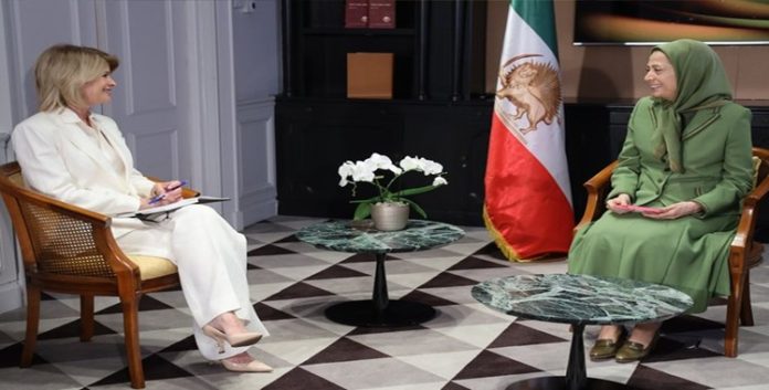 خلال لقاء مع السیدة مریم رجوي-كارلا ساندز، السفيرة الأمريكية السابقة: تجاهل الغرب للمقاومة الإيرانية صبّ في مصلحة النظام