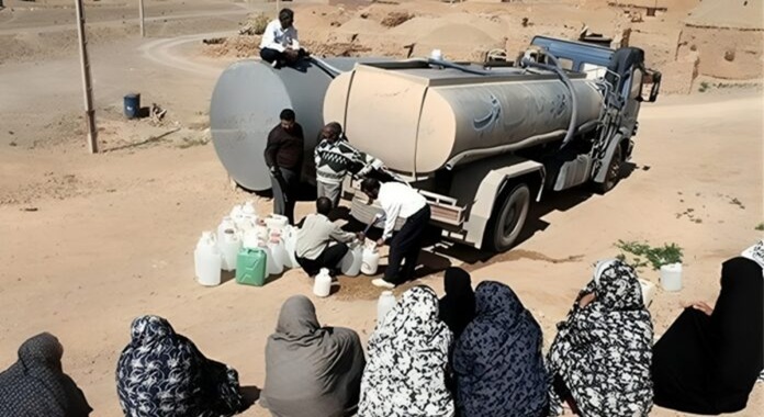 أزمة المياه والكهرباء تضرب إيران: شلل في القطاع الصناعي وغضب شعبي يتصاعد