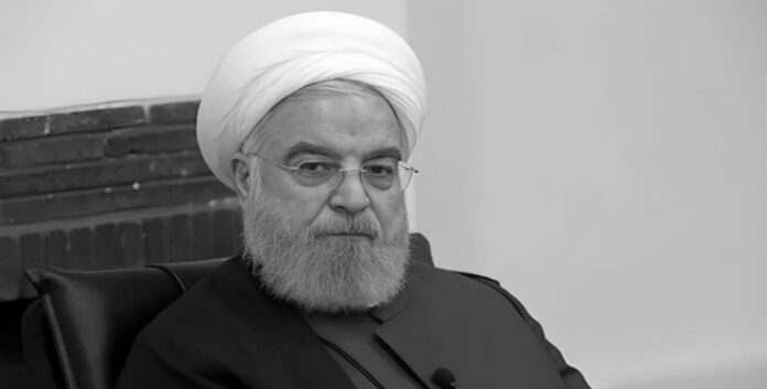 ایران.. ضعف خامنئي وتصفية حسابات في قمة السلطة روحاني یدعو للاستفتاء