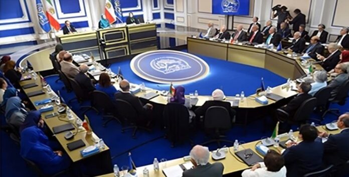 بشعارالمواجهة بين الشعب ونظام ولاية الفقيه دخلت مرحلة حاسمة: المجلس الوطني للمقاومة الإيرانية یعقد اجتماعه الدوري
