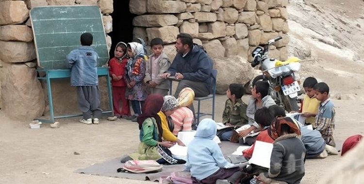 هکذا حوّل النظام الایراني التعليم إلى سلعة فاخرة