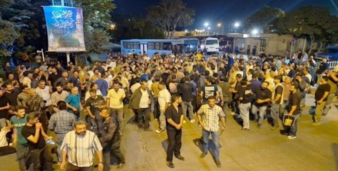 رسالة السيدة مريم رجوي لاضراب عمال آلمنیوم آراك و دخول شرطة طهران لكسر الإضراب