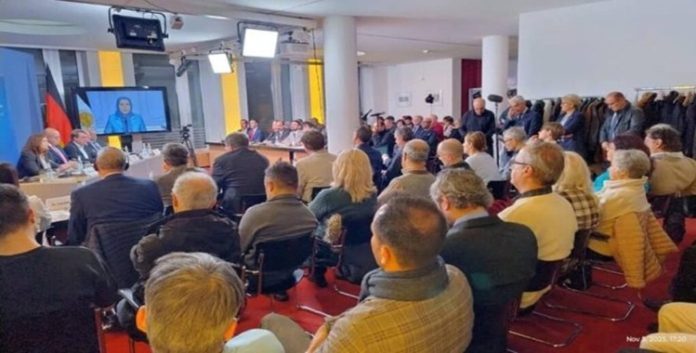 فرانكفورتر روندشاو: مؤتمر برلين يطالب بوقف الإعدامات والتصدي لتجسس النظام الإيراني داخل ألمانيا