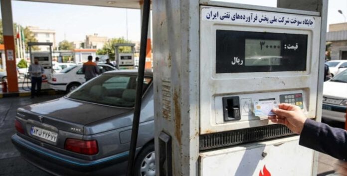 النظام الإيراني يُمهّد لرفع أسعار البنزين وسط مخاوف من تكرار احتجاجات 2019