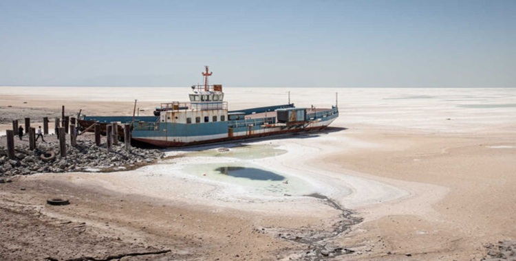 مجلة ناشيونال إنترست: أزمة عطش تهدد ملايين الإيرانيين