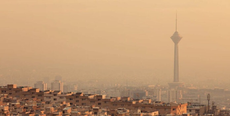بعد ما اصحت تصنف ثالث أكثر المدن تلوثاً في العالم طهران تختنق بدخان “المازوت”
