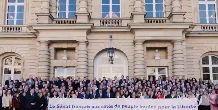 مجلس الشيوخ الفرنسي يعلن تضامنه الكامل مع انتفاضة إيران ويتهم النظام بممارسة “إرهاب الدولة”