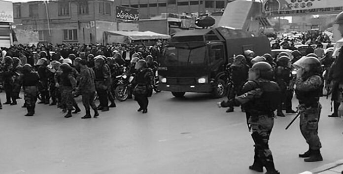 منظمة مجاهدي خلق: 52 ألف عنصر قمعي، من بينهم 5 آلاف من القوات بالوكالة، ولا سيّما الحشد الشعبي العراقي، في حالة تأهّب في طهران