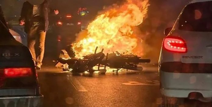 إنتفاضة الشعب کما يراها نظام الملالي