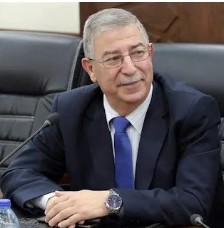 إعادة تدوير الفشل : "ابن الشاه" كظاهرة صوتية في خدمة بقاء الاستبداد الديني