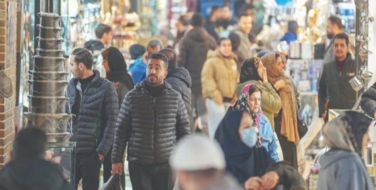 ایران...أردبيل: في جريمة مروعة القوات الخاصة لنظام الملالي تدهس المحتجين عمداً بالمدرعات